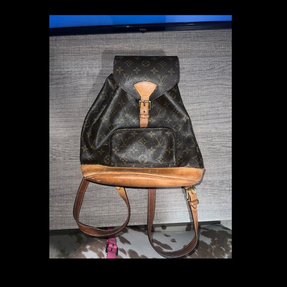 Louis Vuitton Backpack - Picture 1 of 2